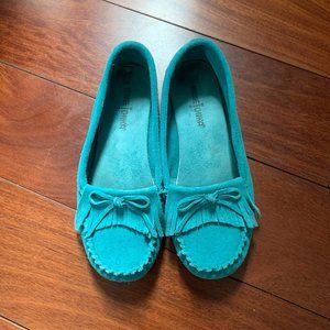 Women's Minnetonka suede moccasin
